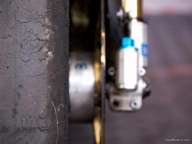 slicks neumáticos